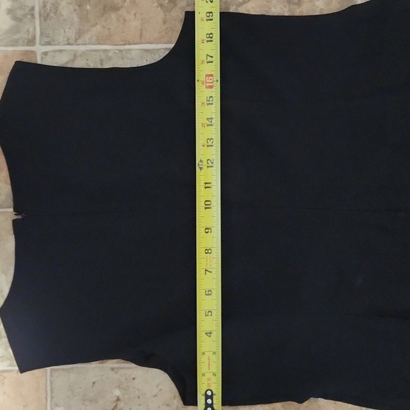 BKACK LABEL Elegant Black and White Patterned Dress Size 16. - Picture 6 of 8